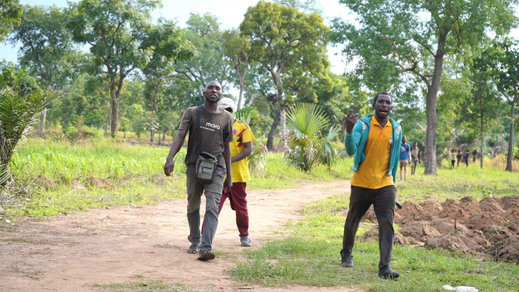 C4514.MP4.15 01 10 24.Still001