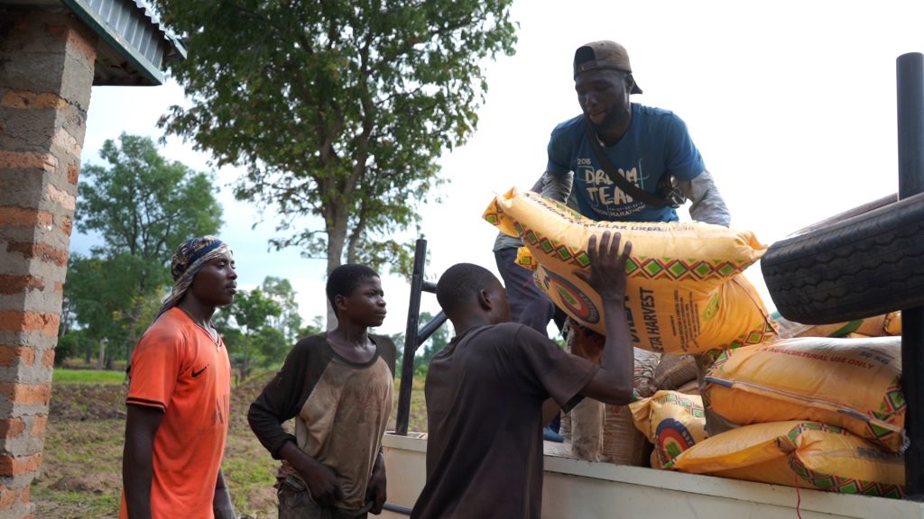 C4520.MP4.15 02 34 15.Still002