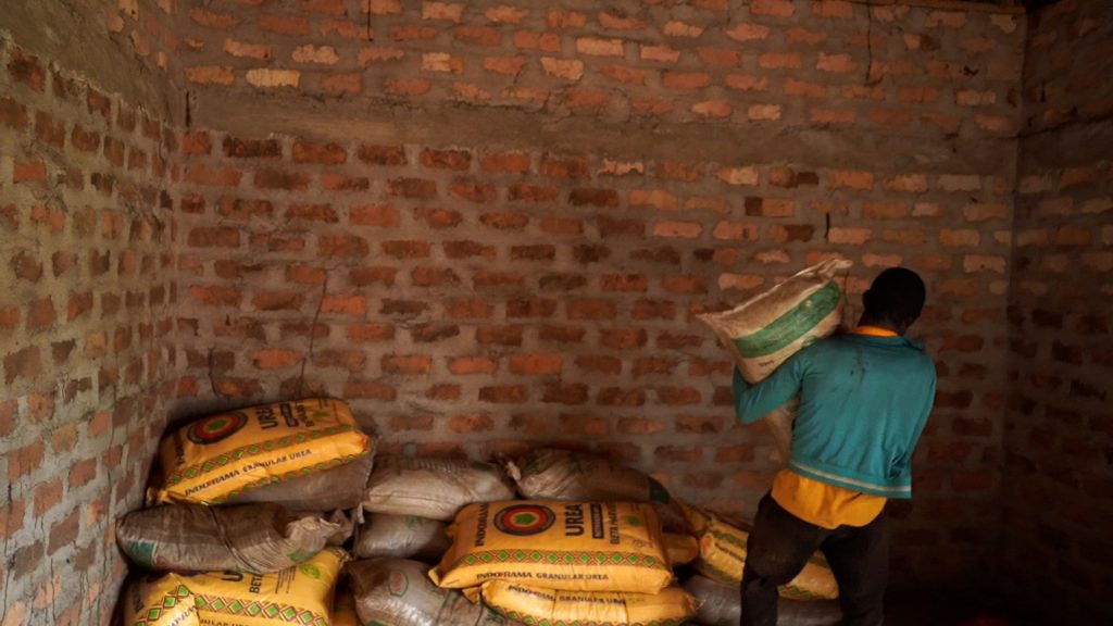 C4523.MP4.15 03 04 08.Still001